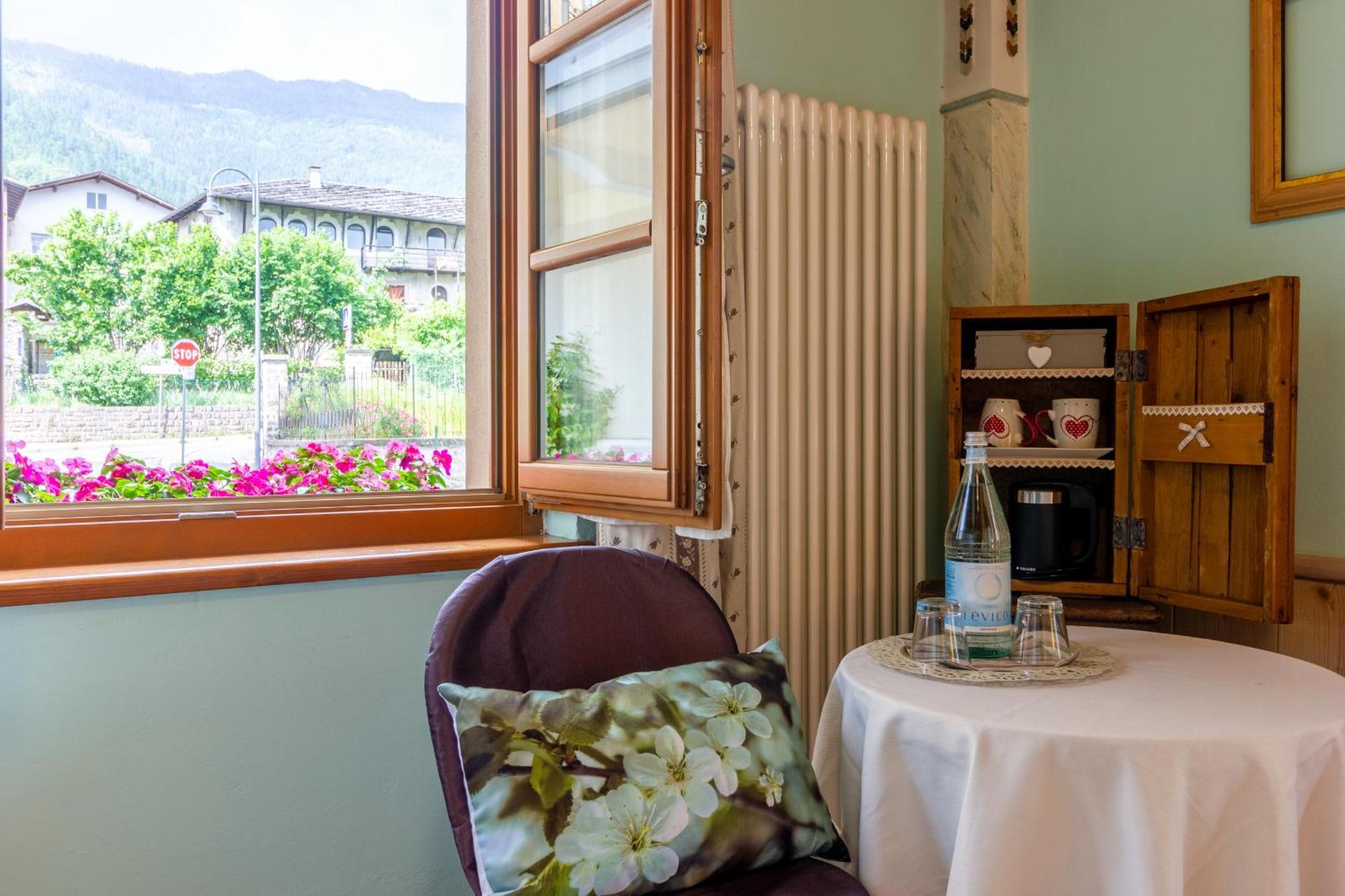 B&B Alla Loggia Dell'Imperatore Левіко-Терме Екстер'єр фото